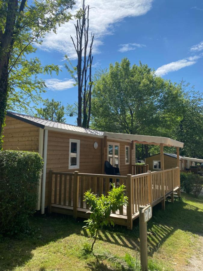 Camping Le Pressoir Petit-Palais-et-Cornemps מראה חיצוני תמונה
