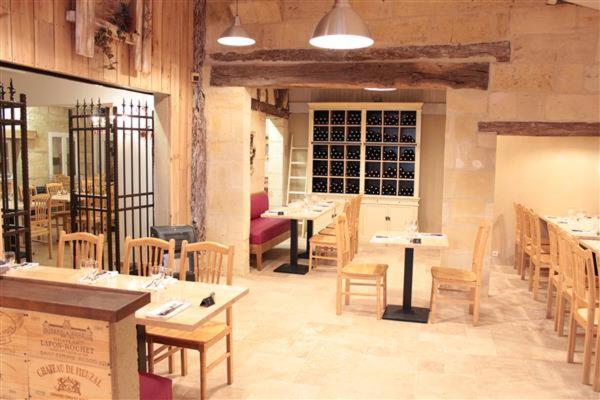 Camping Le Pressoir Petit-Palais-et-Cornemps מראה חיצוני תמונה